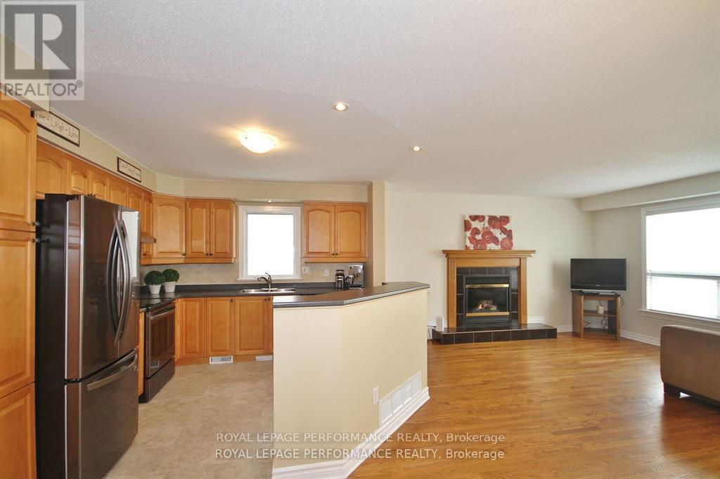 












63 AMBIANCE DRIVE

,
Ottawa,




Ontario
K2G6Y3


