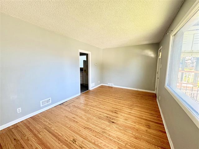 









2261


Gallagher

AVE,
Winnipeg,




MB
R3E 1T7

