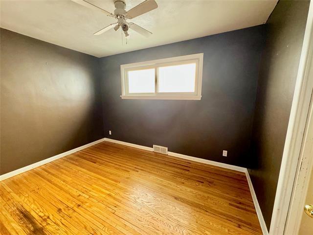 









2261


Gallagher

AVE,
Winnipeg,




MB
R3E 1T7


