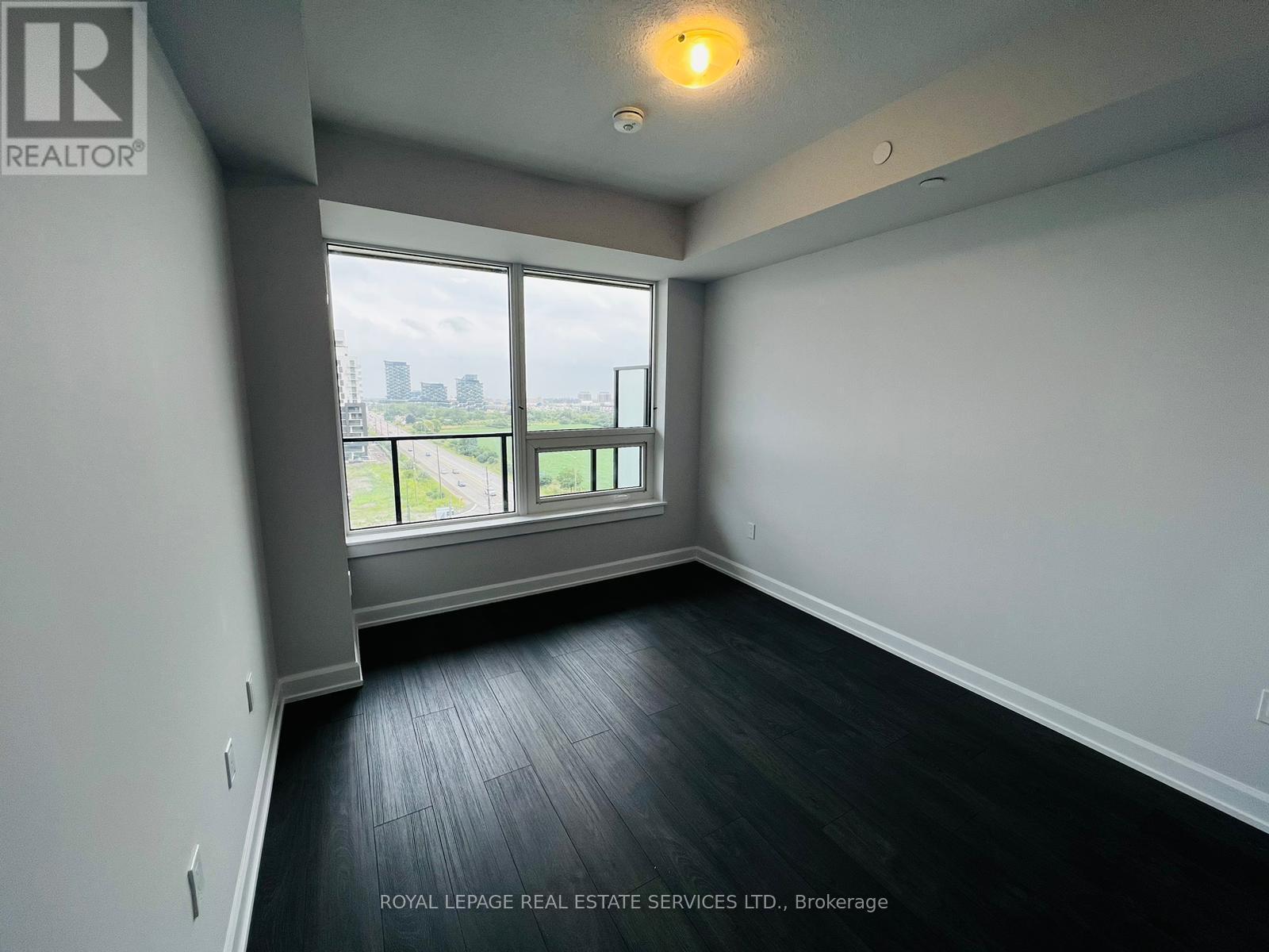 












909 - 3200 WILLIAM COLTSON AVENUE

,
Oakville,




Ontario
L6H7W6

