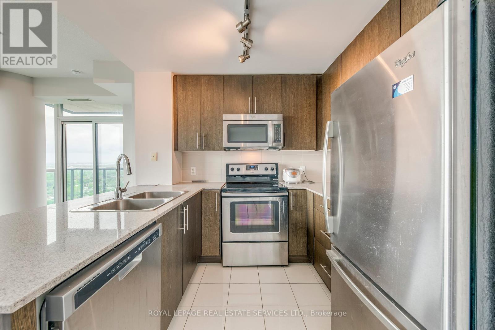 












2608 - 3985 GRAND PARK DRIVE

,
Mississauga,




Ontario
L5B0H8

