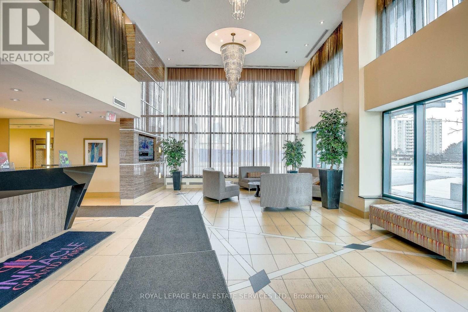 












2608 - 3985 GRAND PARK DRIVE

,
Mississauga,




Ontario
L5B0H8


