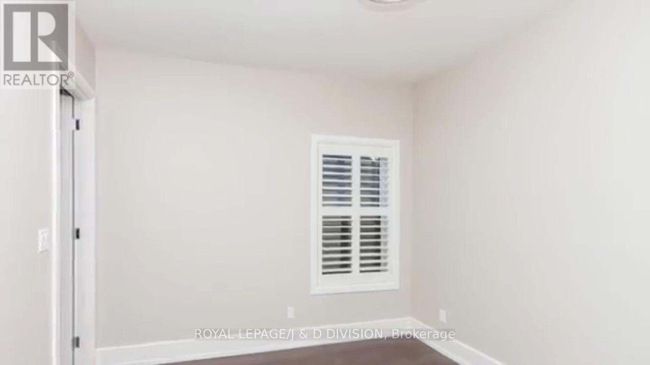 












05 - 28 MADISON AVENUE

,
Toronto,




Ontario
M5R2S1

