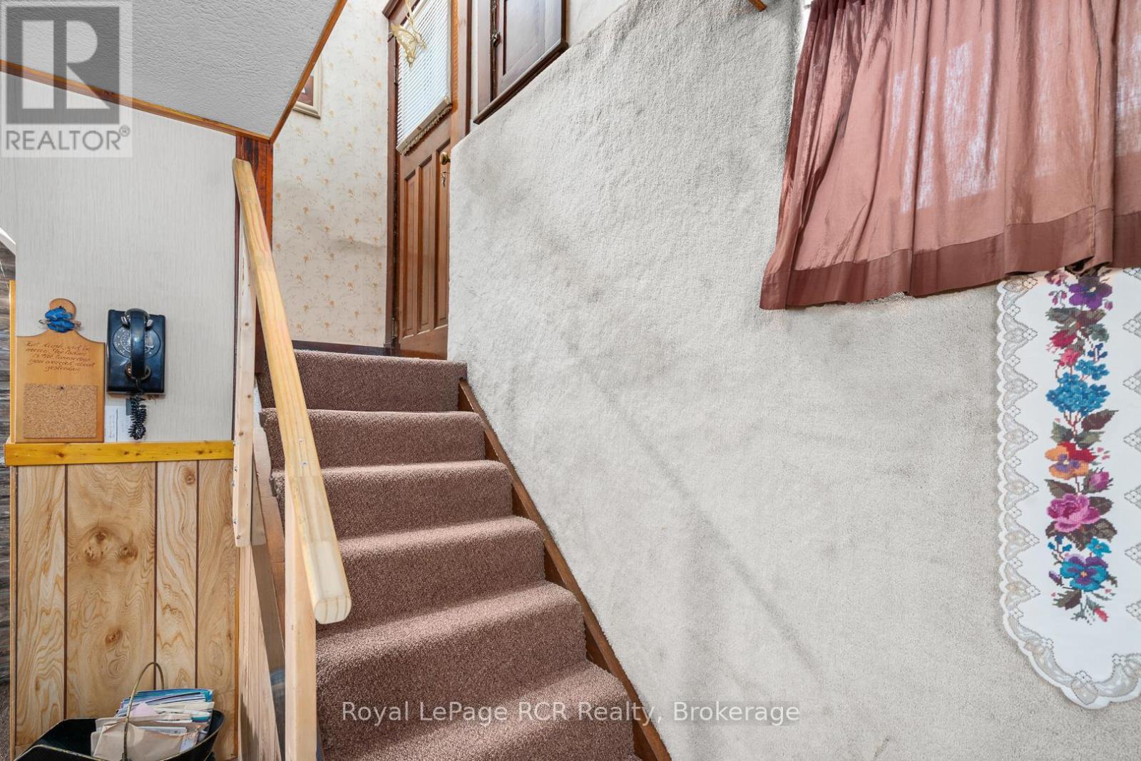 












57 ELORA STREET N

,
Minto,




Ontario
N0G1M0

