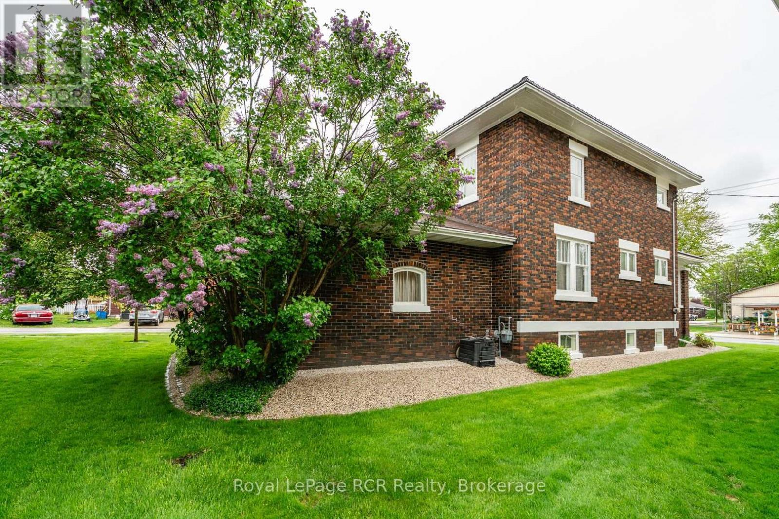 












57 ELORA STREET N

,
Minto,




Ontario
N0G1M0

