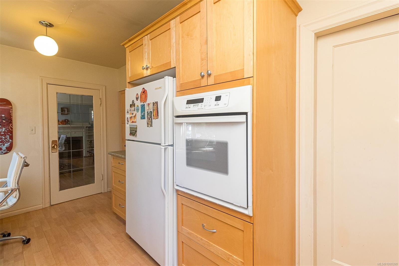 









971


Wilmer

St,
Victoria,




BC
V8S 4B8

