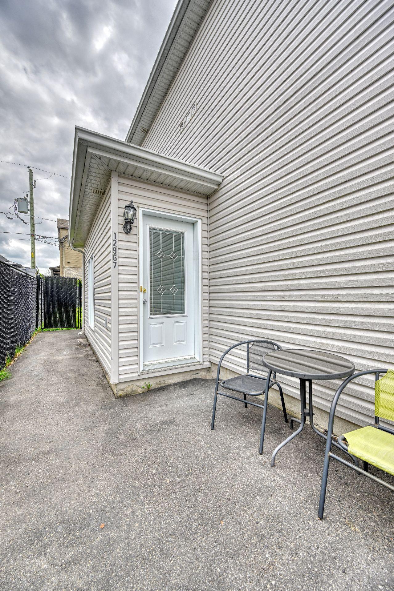 









12965

 - 12967


Rue de Brouage

,
Mirabel,




QC
J7J0B8

