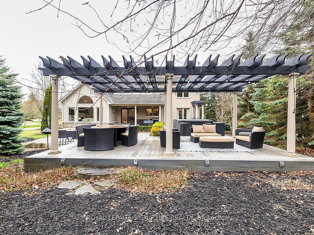 









14


Richard Butler

Drive,
Whitby,




ON
L0B 1A0

