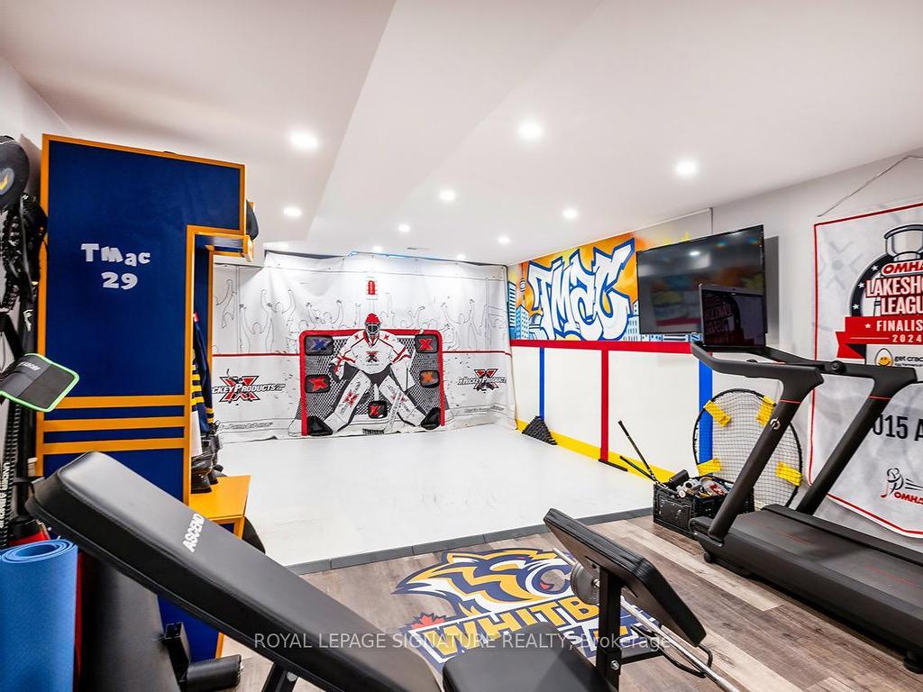 









14


Richard Butler

Drive,
Whitby,




ON
L0B 1A0


