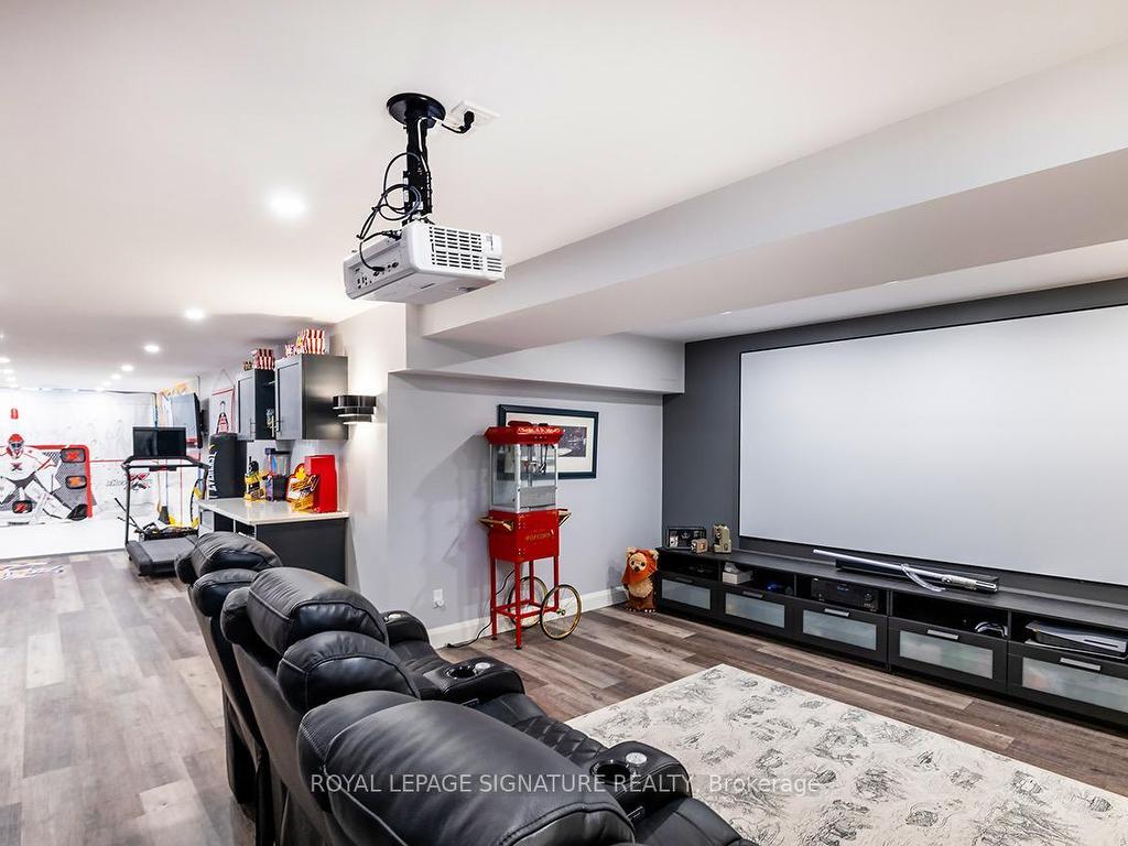 









14


Richard Butler

Drive,
Whitby,




ON
L0B 1A0

