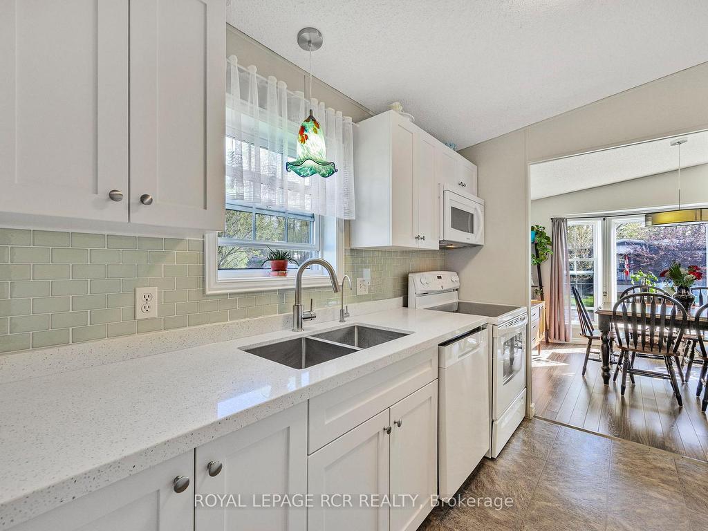 









37


Jane

Street,
Oro-Medonte,




ON
L3V 0P9

