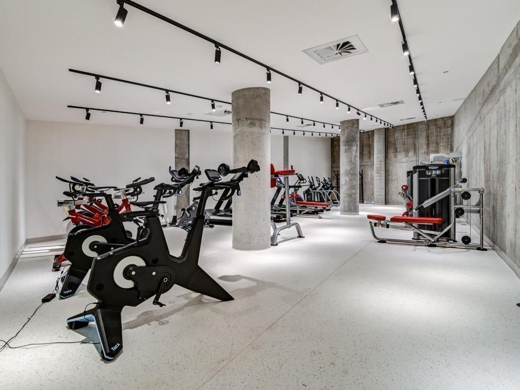 









1550


Rue des Bassins

, 126,
Montréal (Le Sud-Ouest),




QC
H3C0W5

