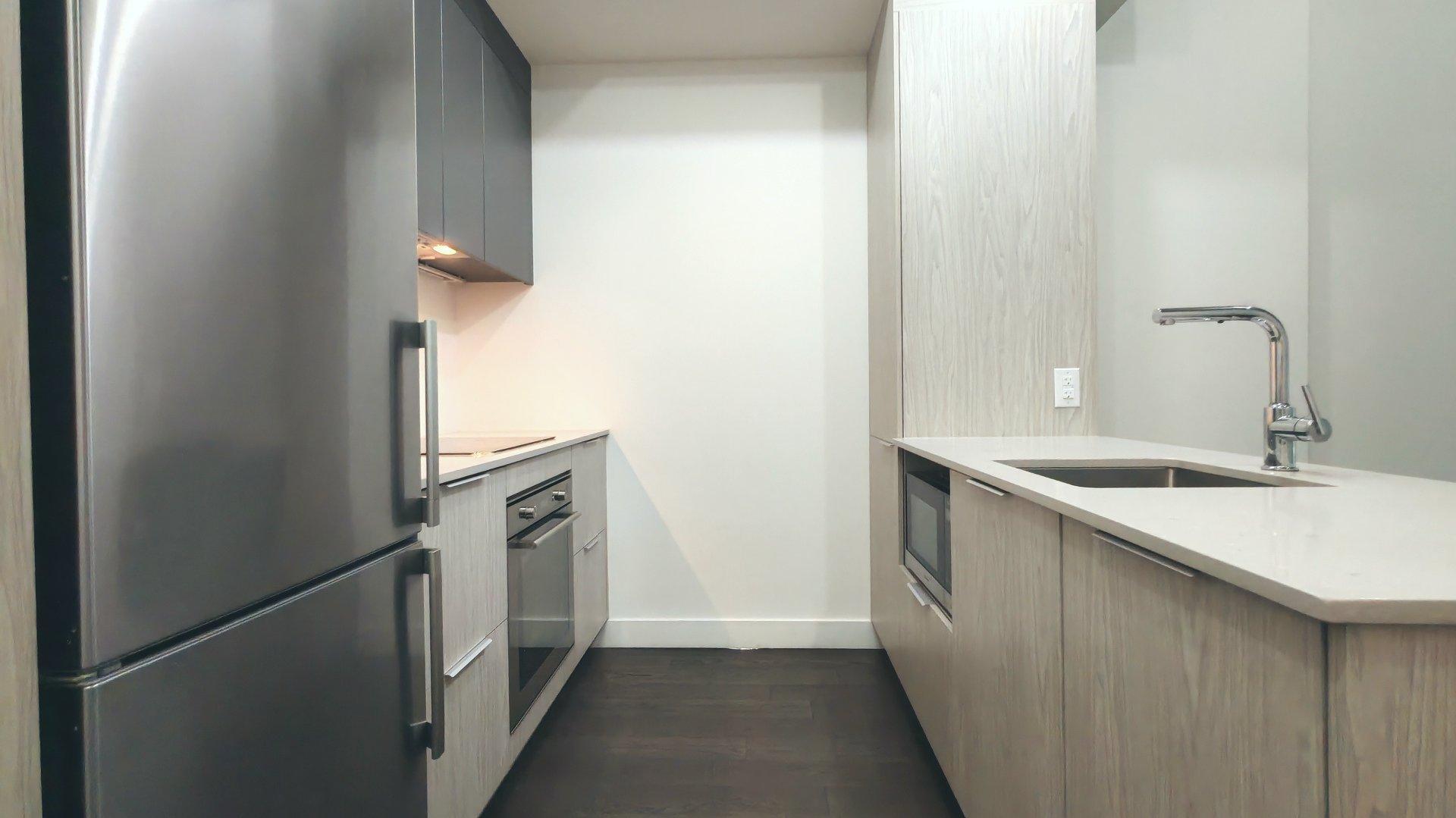 









1550


Rue des Bassins

, 126,
Montréal (Le Sud-Ouest),




QC
H3C0W5

