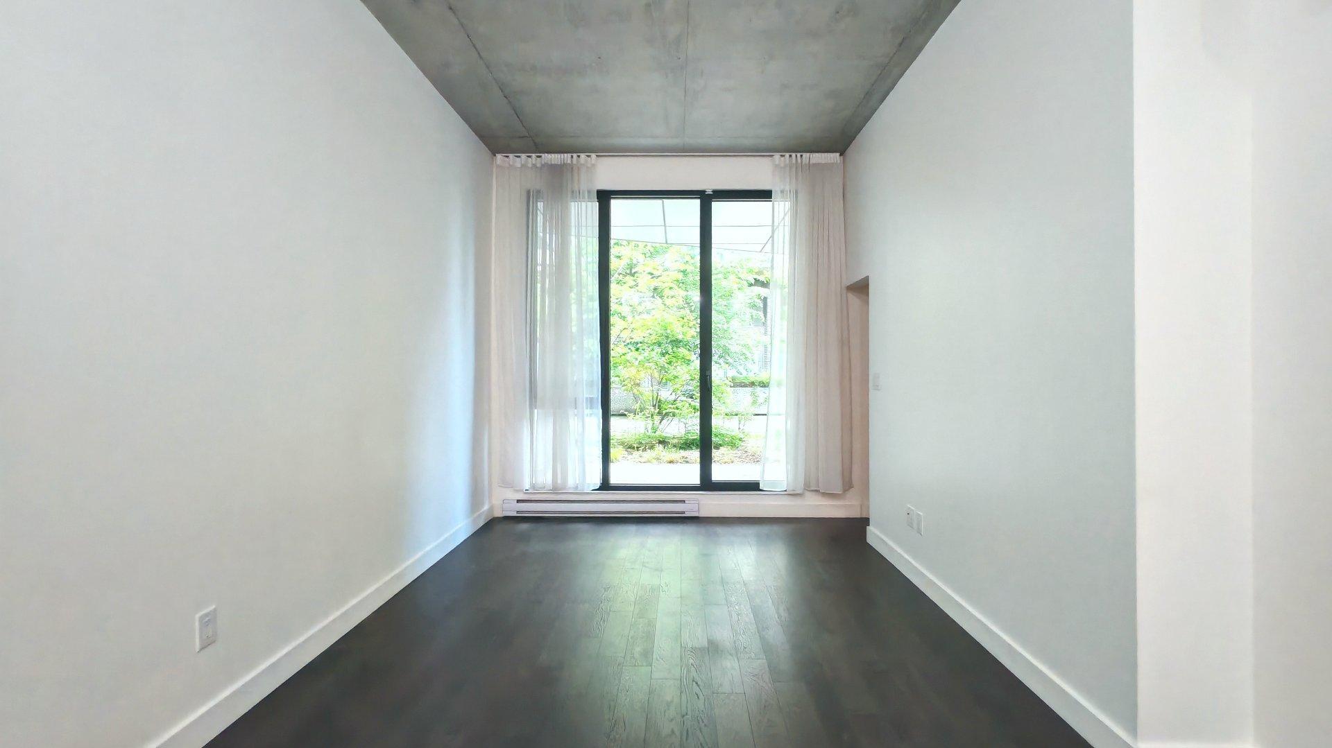 









1550


Rue des Bassins

, 126,
Montréal (Le Sud-Ouest),




QC
H3C0W5

