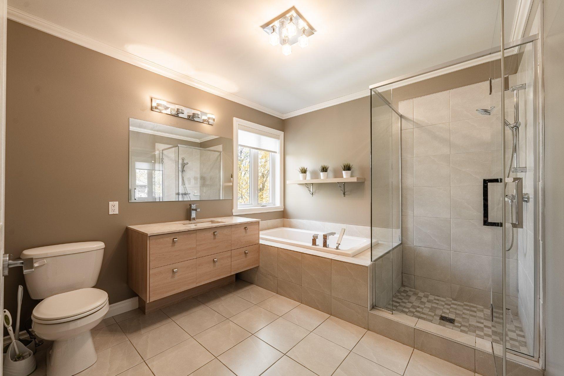 









2150


Av. Jean-Noël-Dion

,
Saint-Hyacinthe,




QC
J2S0G8

