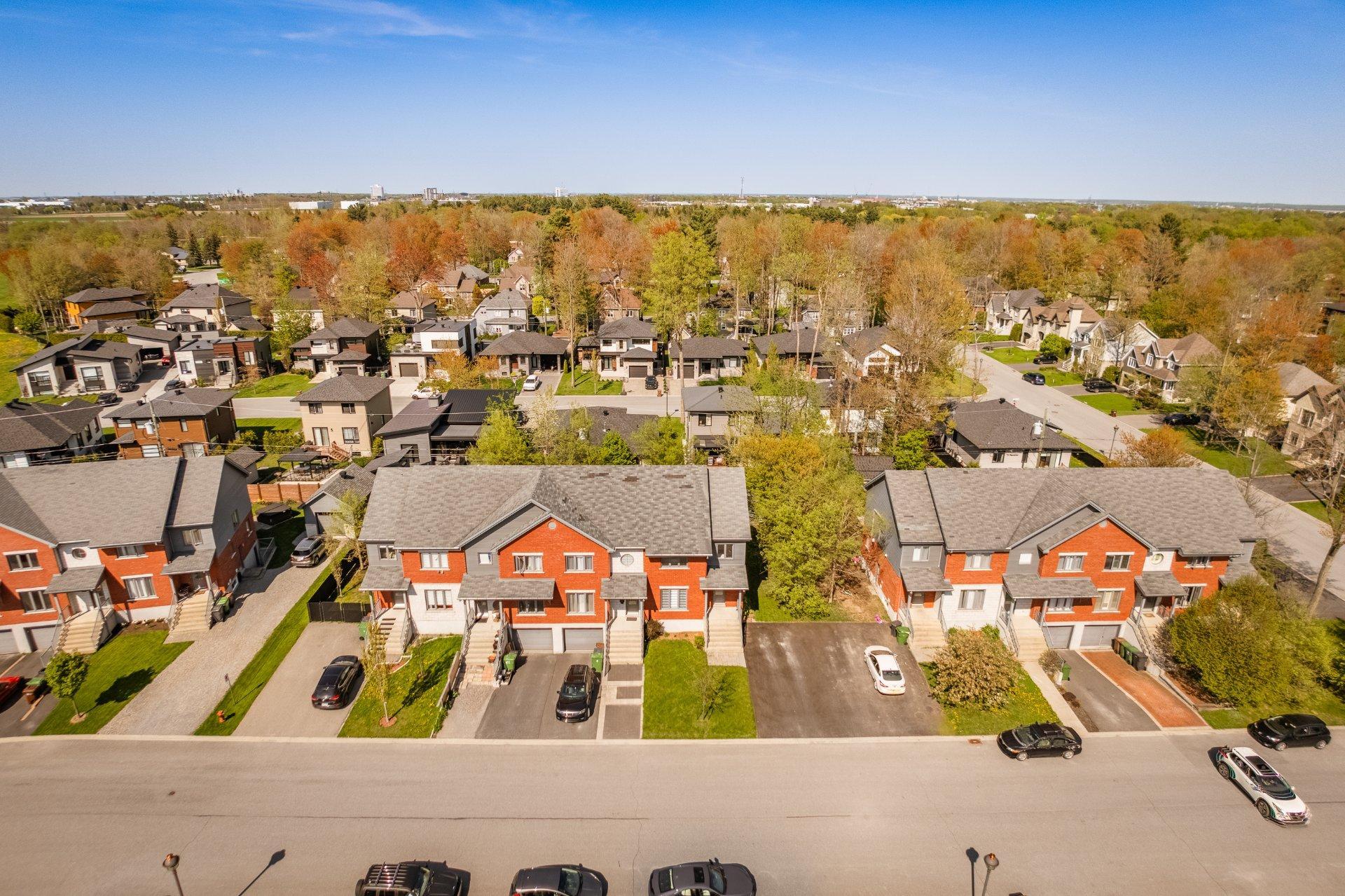 









2150


Av. Jean-Noël-Dion

,
Saint-Hyacinthe,




QC
J2S0G8

