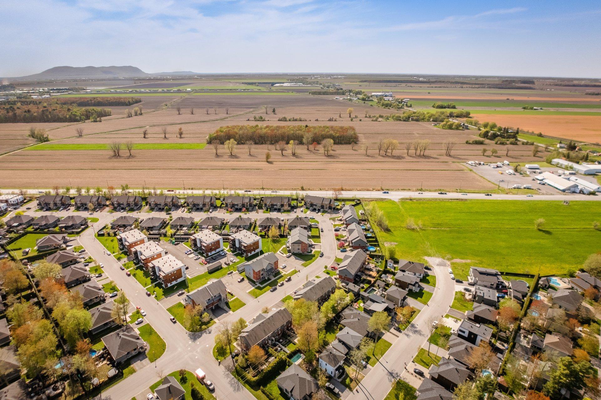 









2150


Av. Jean-Noël-Dion

,
Saint-Hyacinthe,




QC
J2S0G8

