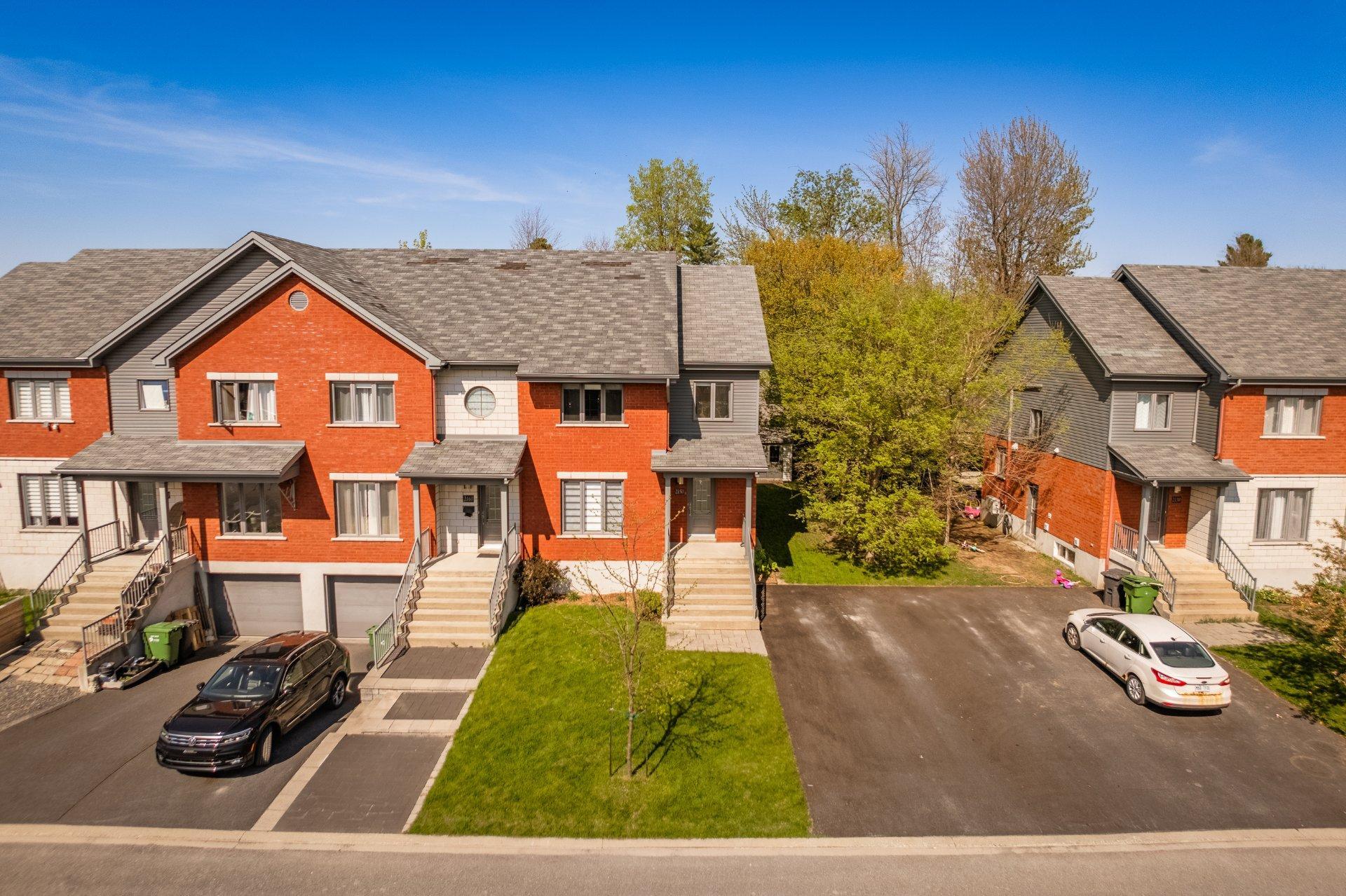









2150


Av. Jean-Noël-Dion

,
Saint-Hyacinthe,




QC
J2S0G8


