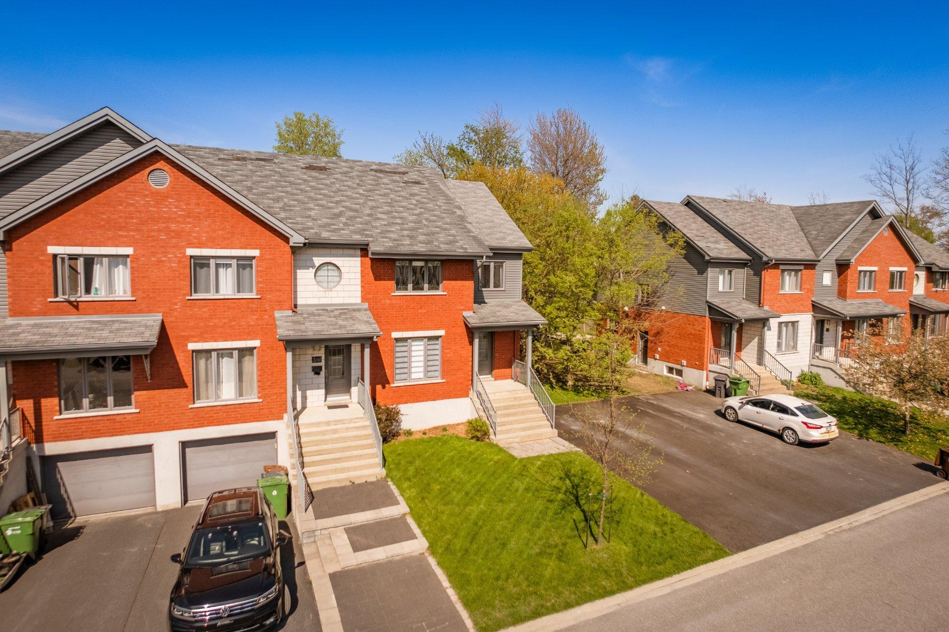 









2150


Av. Jean-Noël-Dion

,
Saint-Hyacinthe,




QC
J2S0G8

