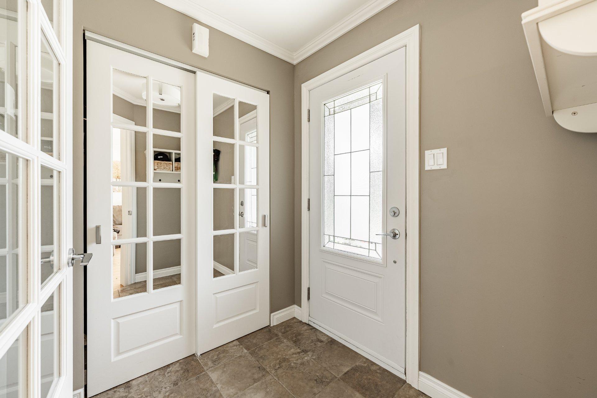 









2150


Av. Jean-Noël-Dion

,
Saint-Hyacinthe,




QC
J2S0G8

