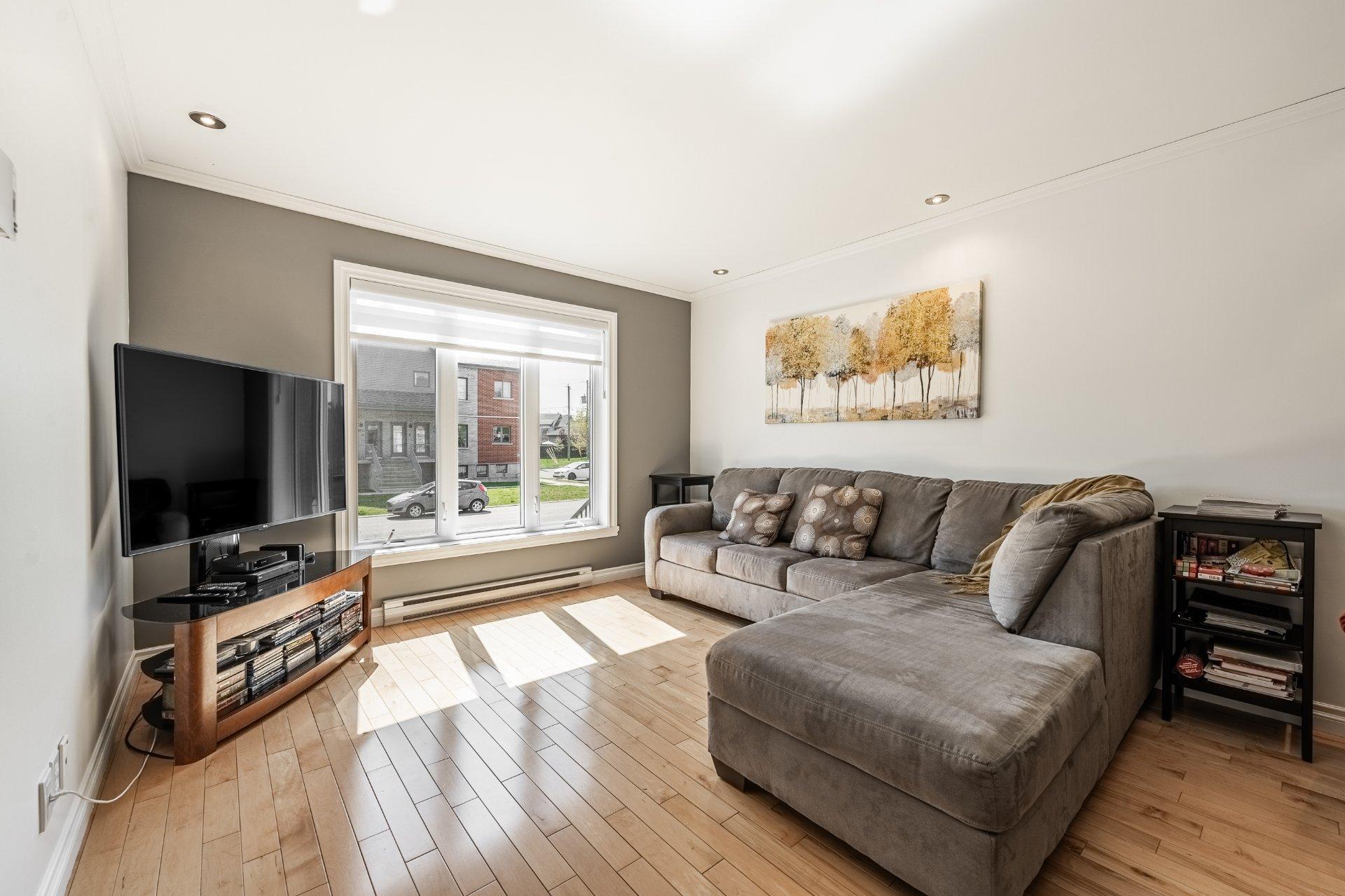 









2150


Av. Jean-Noël-Dion

,
Saint-Hyacinthe,




QC
J2S0G8

