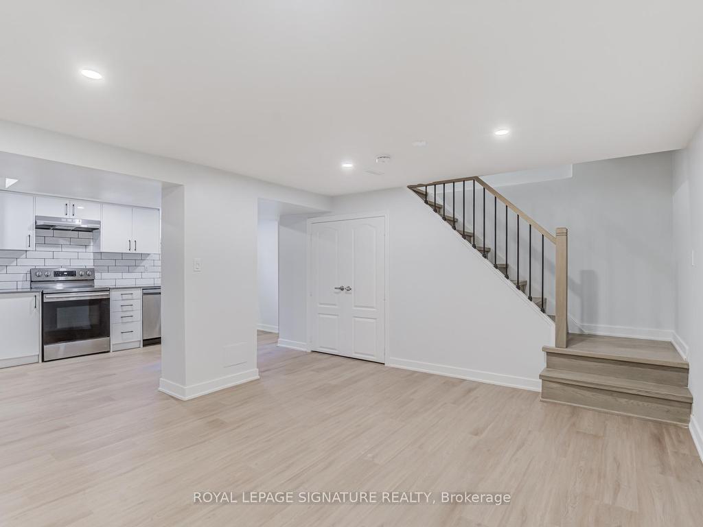 









391


Targa

Road, Lower,
Mississauga,




ON
L5A 1S7

