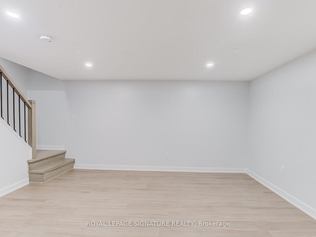 









391


Targa

Road, Lower,
Mississauga,




ON
L5A 1S7


