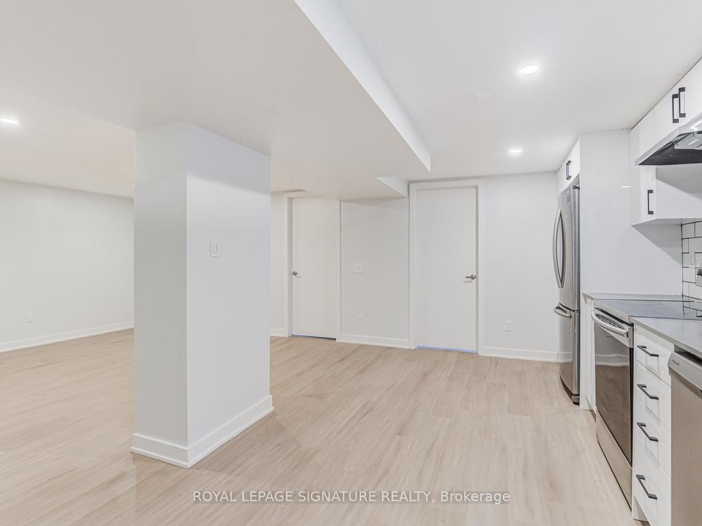 









391


Targa

Road, Lower,
Mississauga,




ON
L5A 1S7

