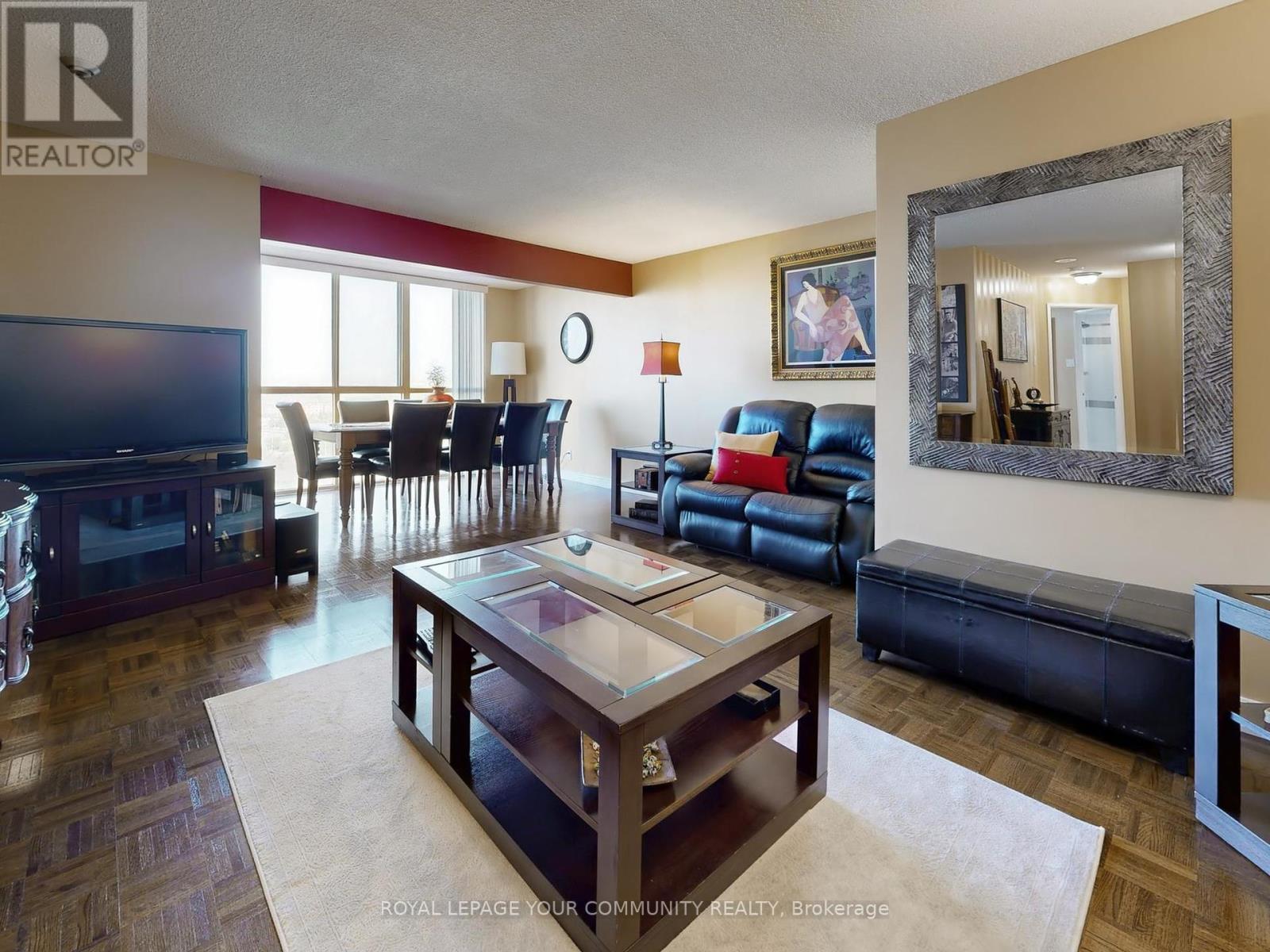 












1611 - 61 MARKBROOK LANE

,
Toronto,




Ontario
M9V5E7

