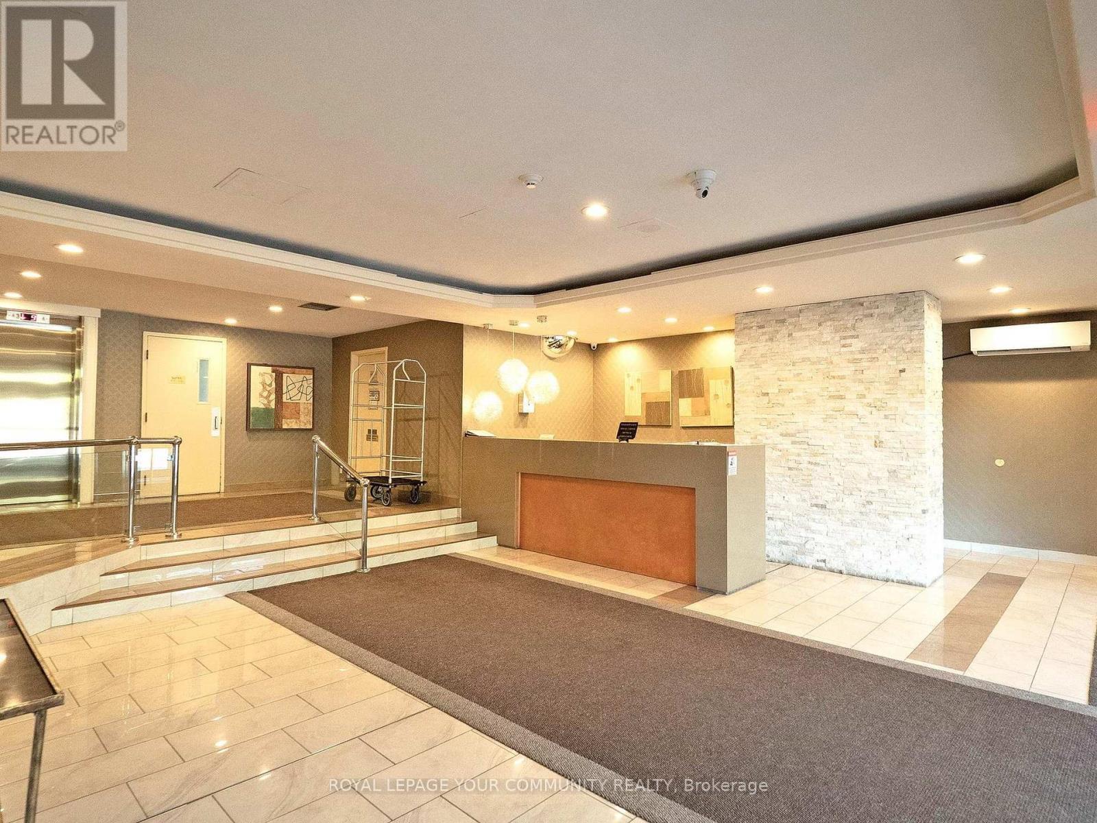 












1611 - 61 MARKBROOK LANE

,
Toronto,




Ontario
M9V5E7

