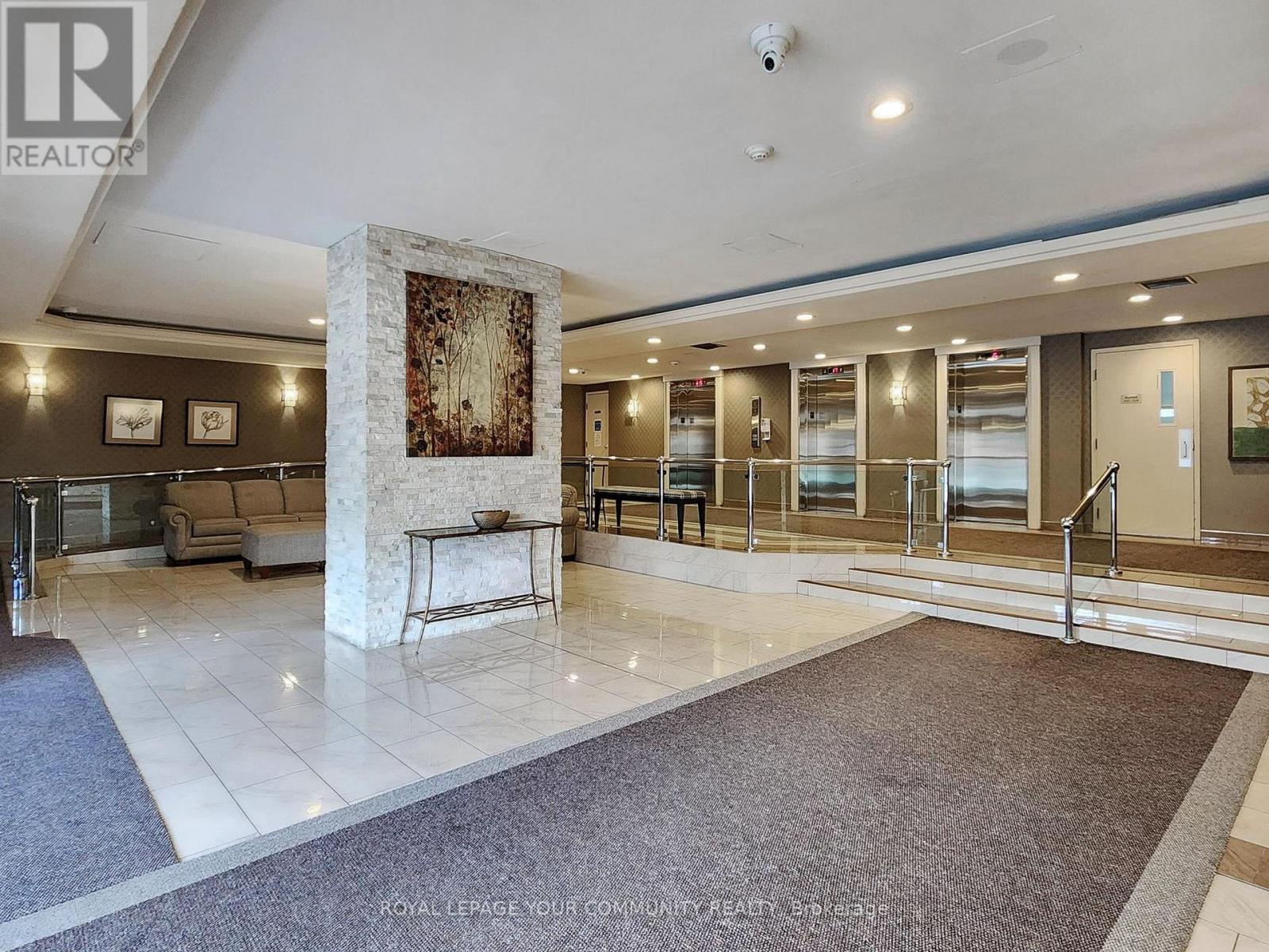 












1611 - 61 MARKBROOK LANE

,
Toronto,




Ontario
M9V5E7

