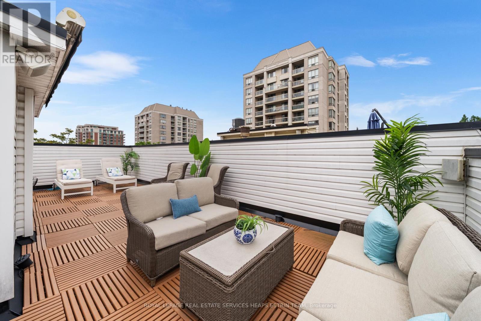 












208A MERTON STREET

,
Toronto,




Ontario
M4S1A1

