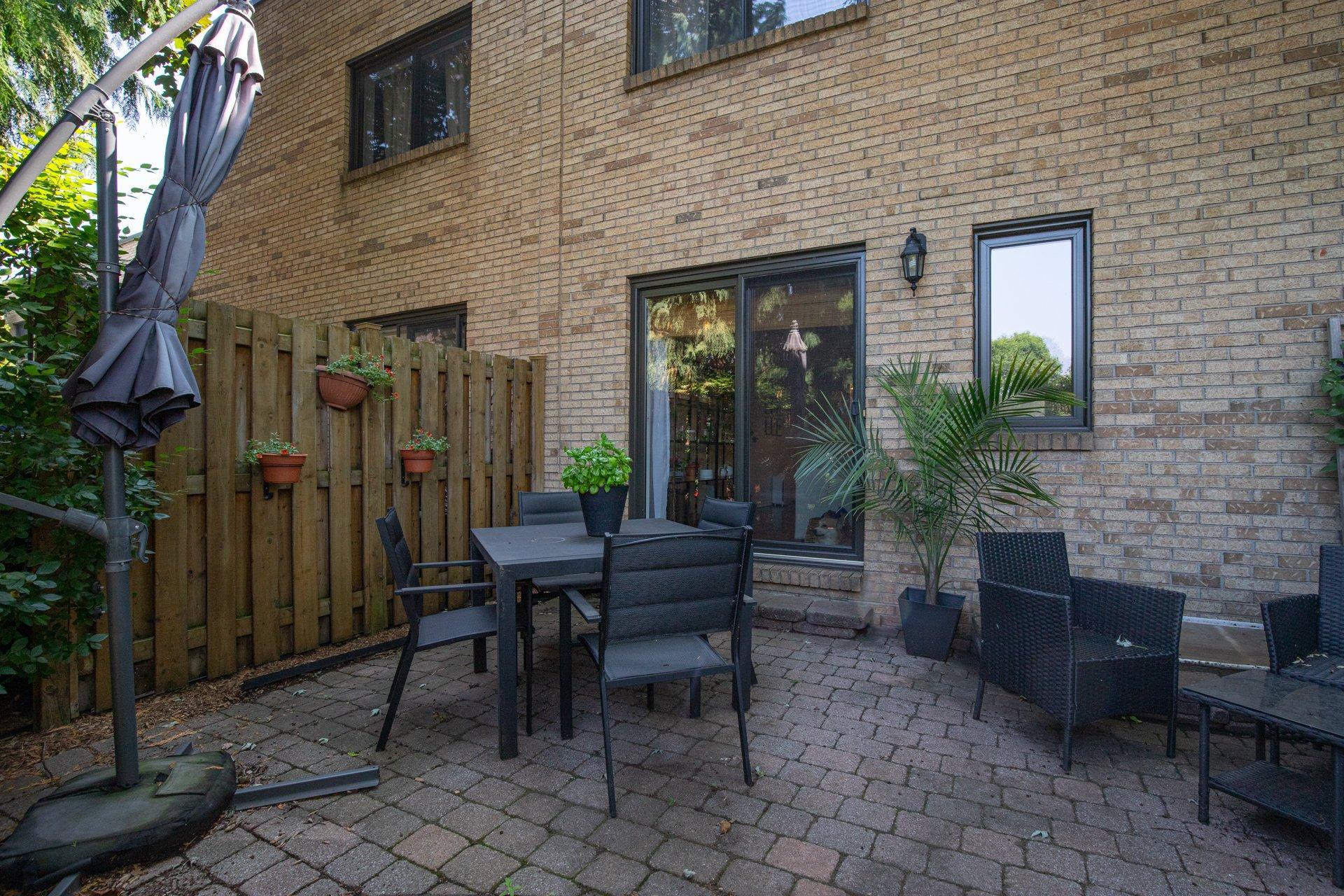 









118


Place de Fontainebleau

,
Saint-Lambert,




QC
J4S1X6

