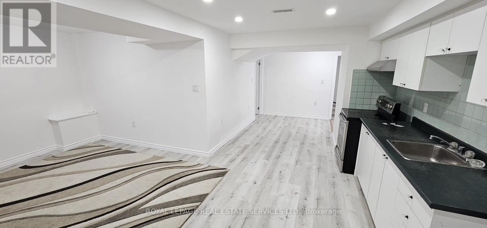












BSMT - 1583 DELLBROOK AVENUE

,
Pickering,




Ontario
L1X2N2

