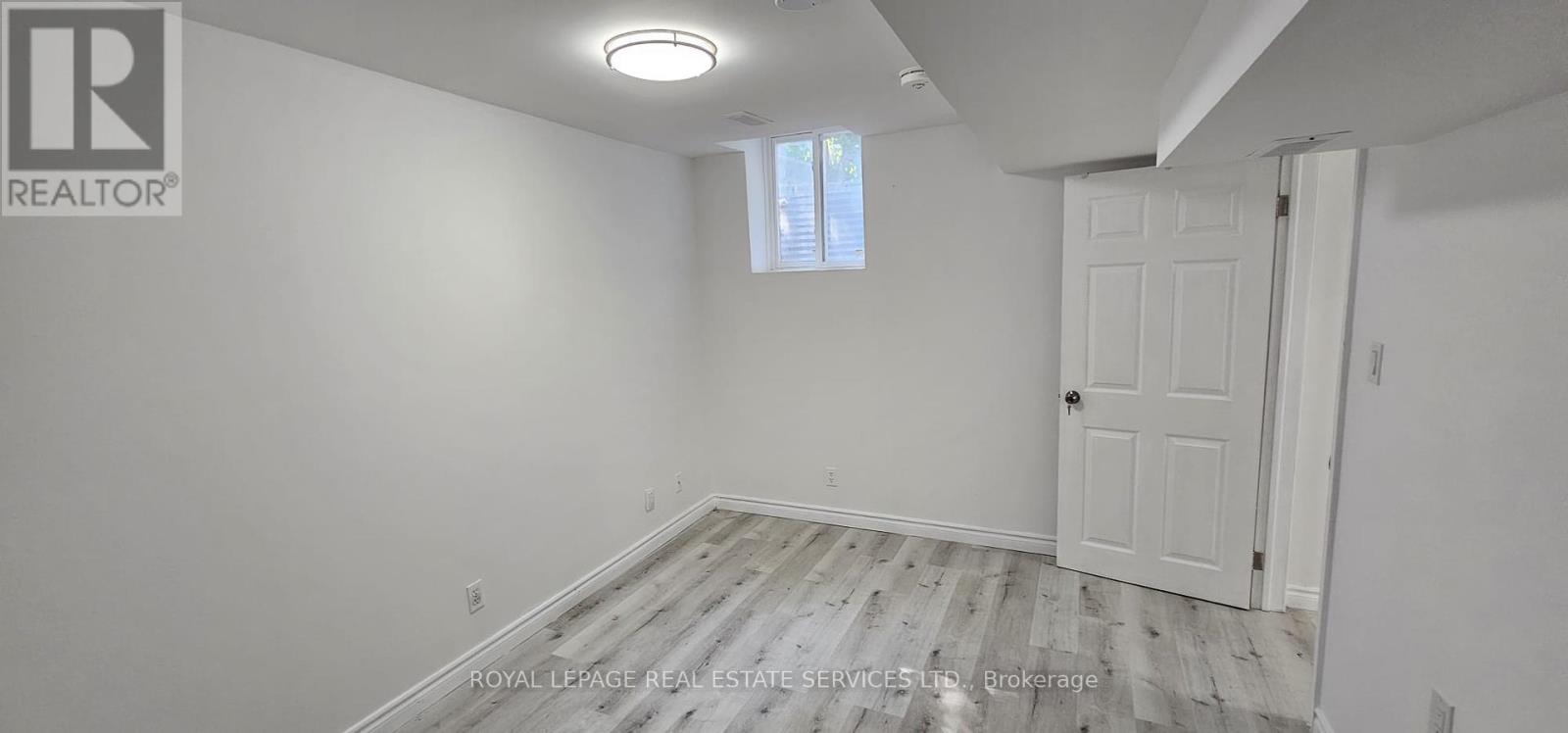 












BSMT - 1583 DELLBROOK AVENUE

,
Pickering,




Ontario
L1X2N2

