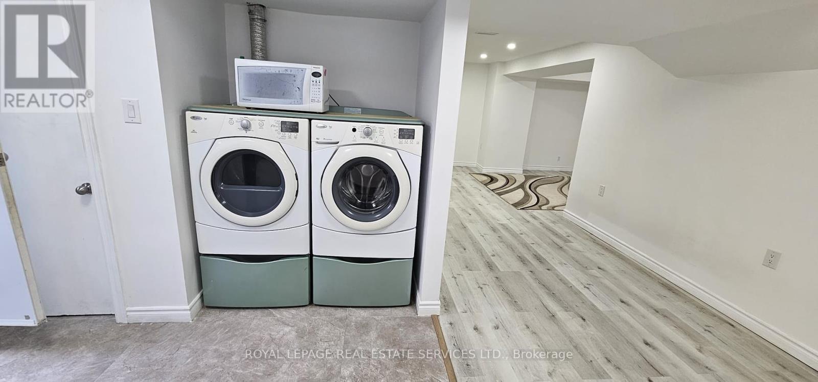 












BSMT - 1583 DELLBROOK AVENUE

,
Pickering,




Ontario
L1X2N2

