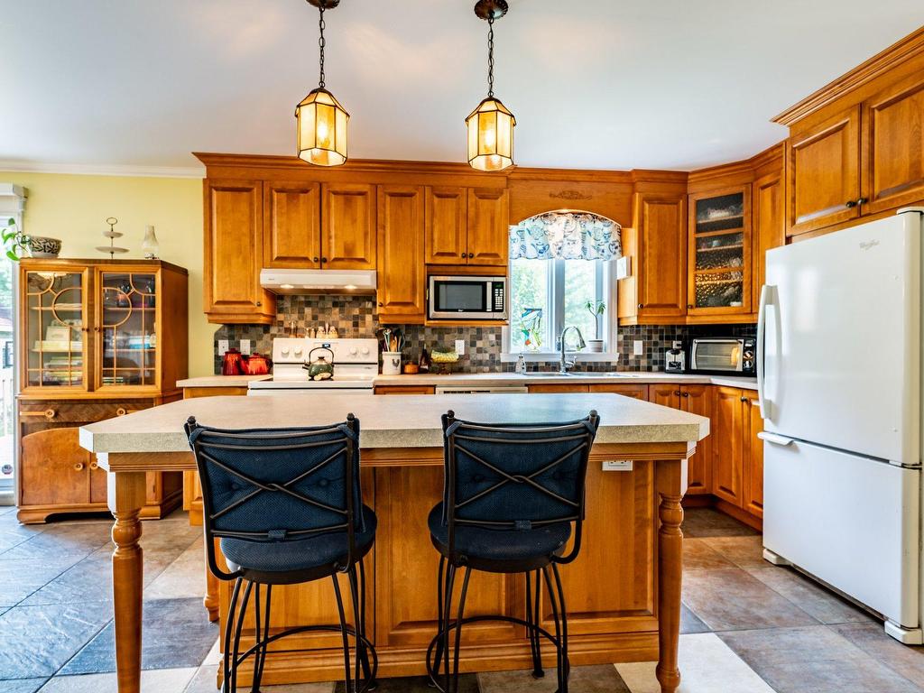 









1460


Rue René-Gagnier

,
Trois-Rivières,




QC
G9C0A5

