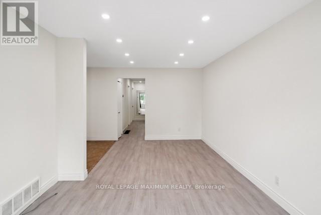 












231 A CEDARBRAE AVENUE

,
Waterloo,




Ontario
N2L4S6

