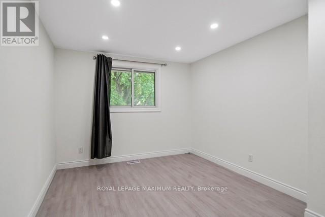 












231 A CEDARBRAE AVENUE

,
Waterloo,




Ontario
N2L4S6

