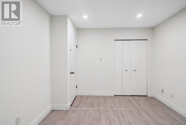 












231 A CEDARBRAE AVENUE

,
Waterloo,




Ontario
N2L4S6

