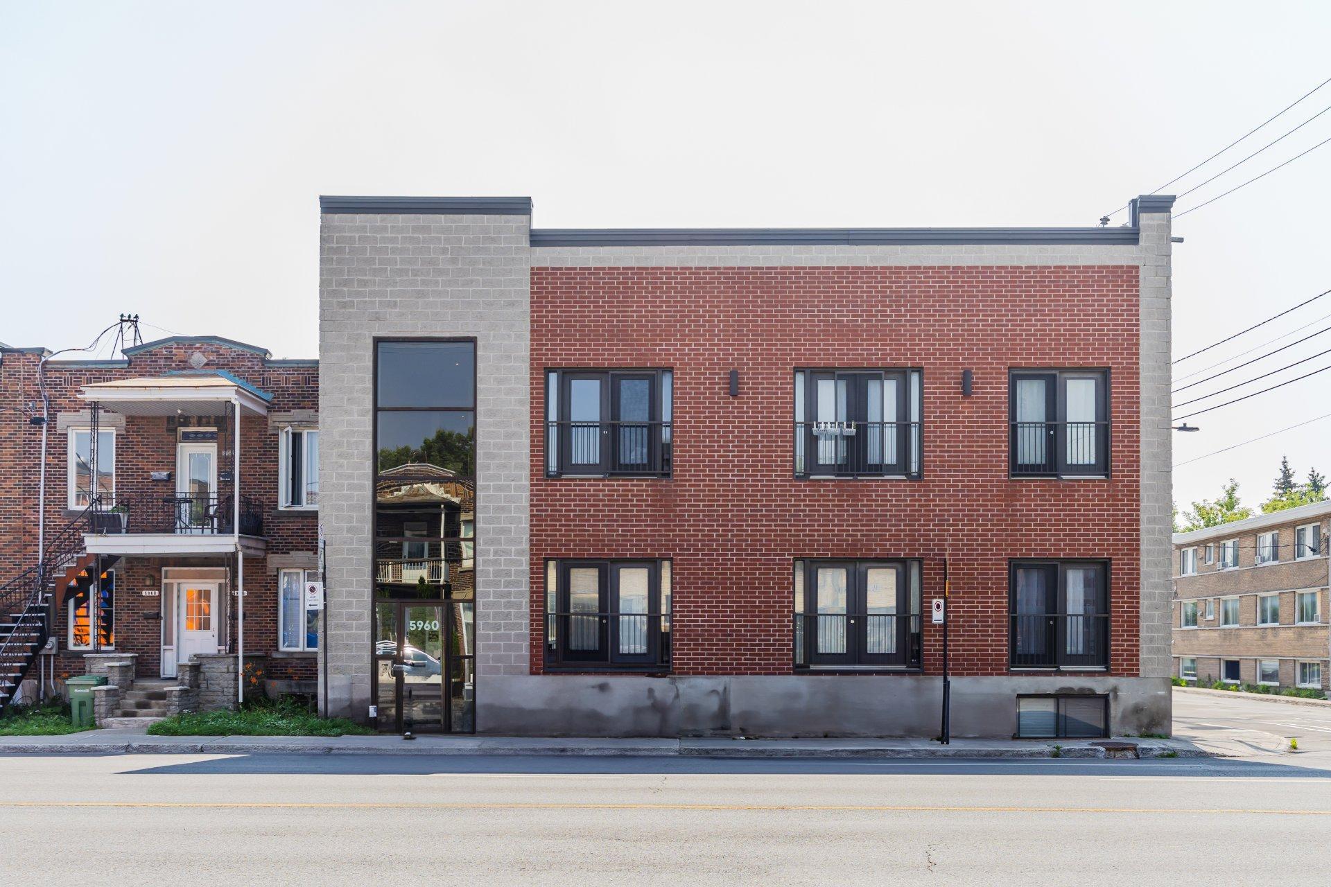 









5690


Rue Hochelaga

, 6,
Montréal (Mercier/Hochelaga-Maisonneuve),




QC
H1N1X4

