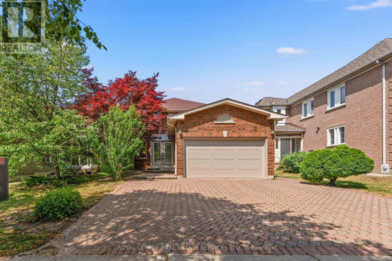 












175 BERWICK CRESCENT

,
Richmond Hill,




Ontario
L4C0B4

