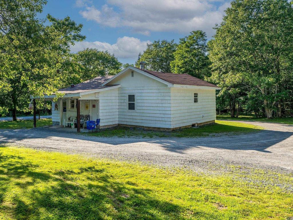 












1378 Highway 14

,
Upper Vaughan,




NS
B0N 2T0

