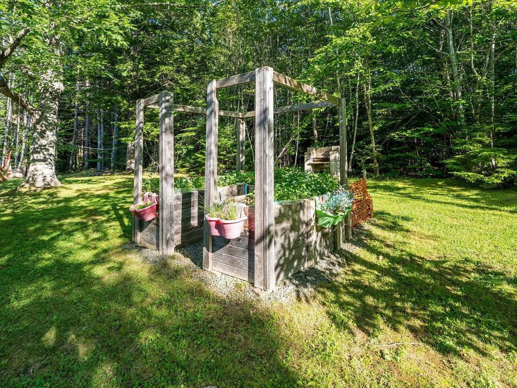 












1378 Highway 14

,
Upper Vaughan,




NS
B0N 2T0

