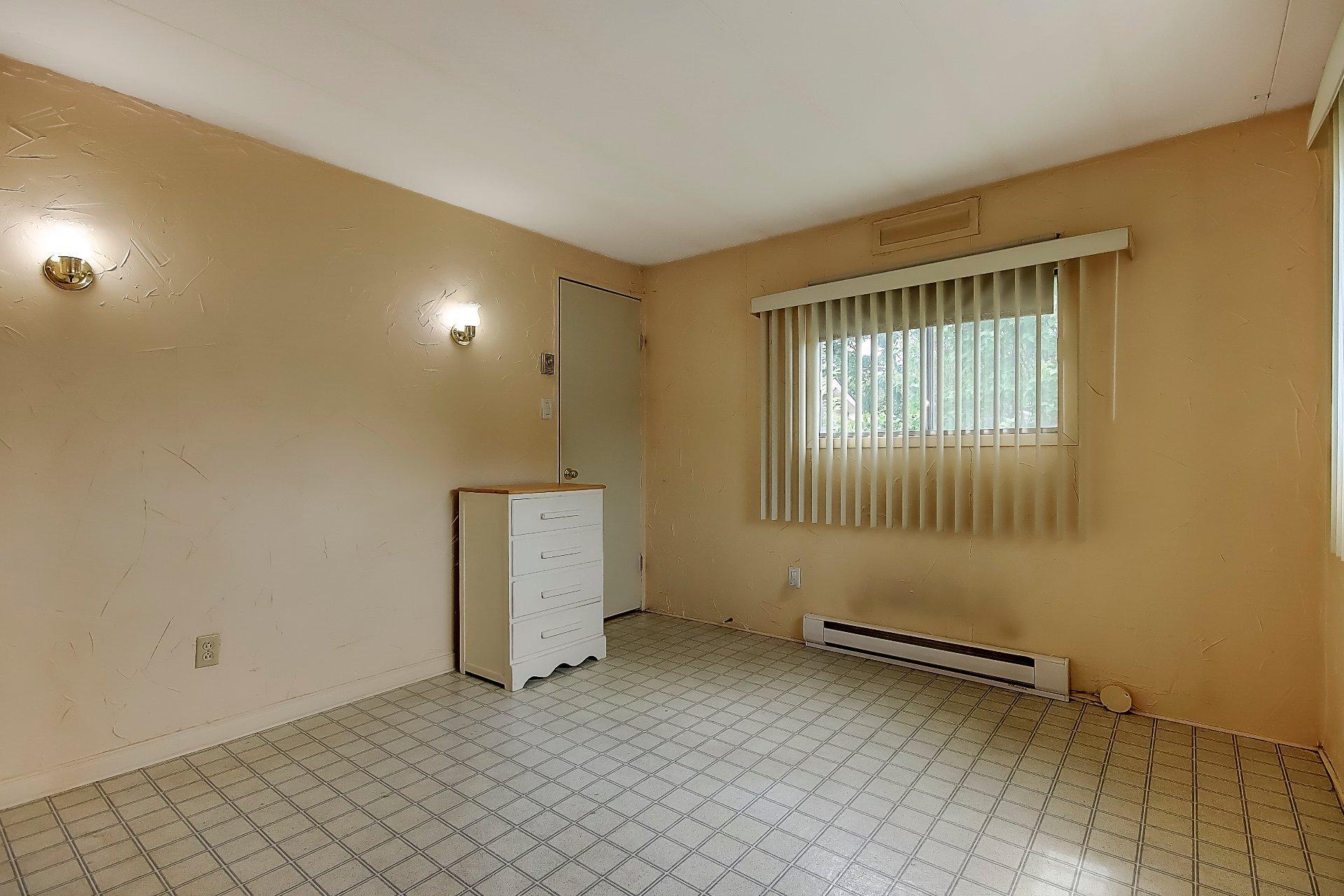 









3950


Boul. Sir-Wilfrid-Laurier

, 580,
Longueuil (Saint-Hubert),




QC
J3Y5Y9

