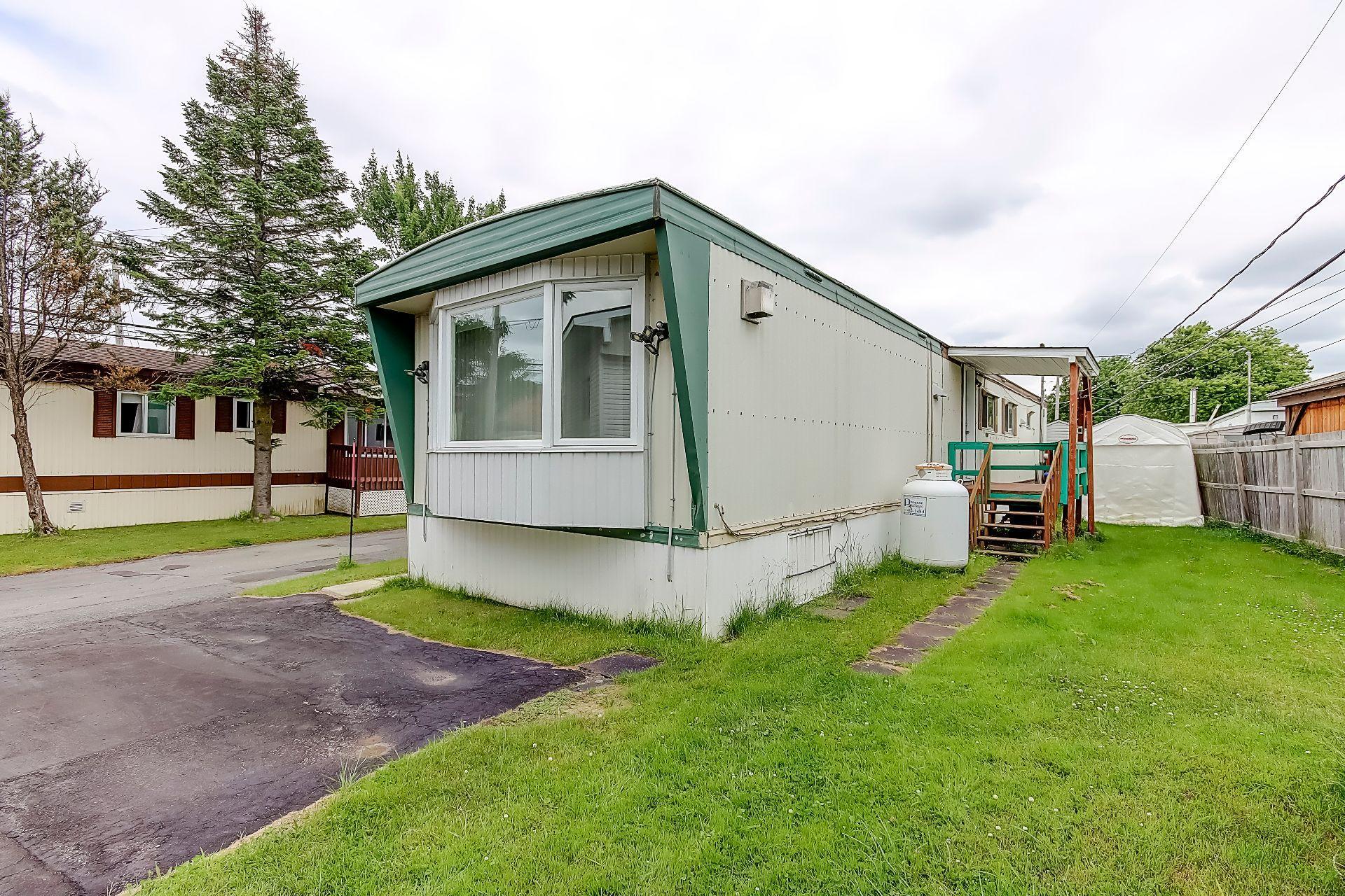 









3950


Boul. Sir-Wilfrid-Laurier

, 580,
Longueuil (Saint-Hubert),




QC
J3Y5Y9


