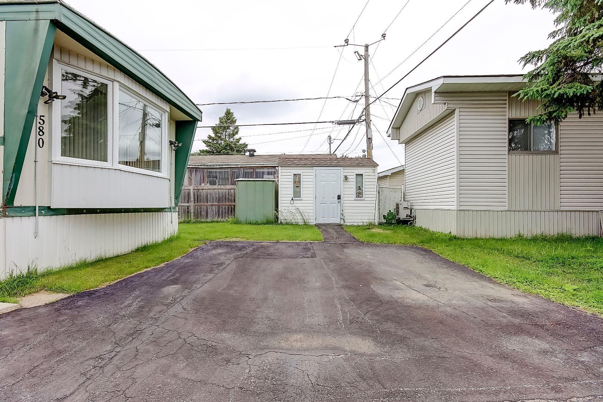 









3950


Boul. Sir-Wilfrid-Laurier

, 580,
Longueuil (Saint-Hubert),




QC
J3Y5Y9

