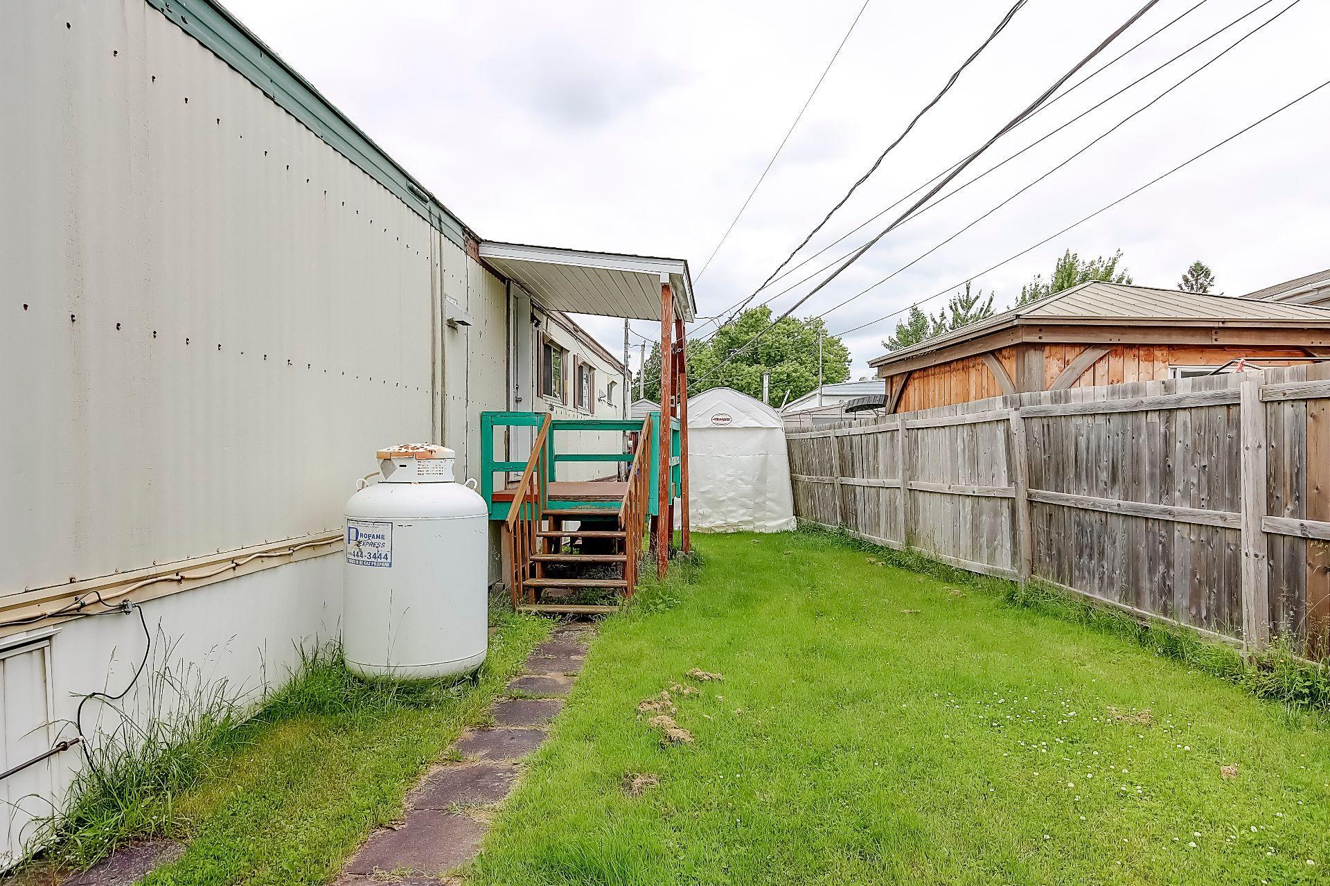 









3950


Boul. Sir-Wilfrid-Laurier

, 580,
Longueuil (Saint-Hubert),




QC
J3Y5Y9

