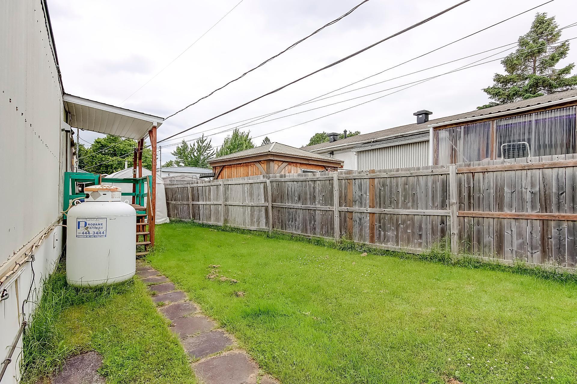 









3950


Boul. Sir-Wilfrid-Laurier

, 580,
Longueuil (Saint-Hubert),




QC
J3Y5Y9

