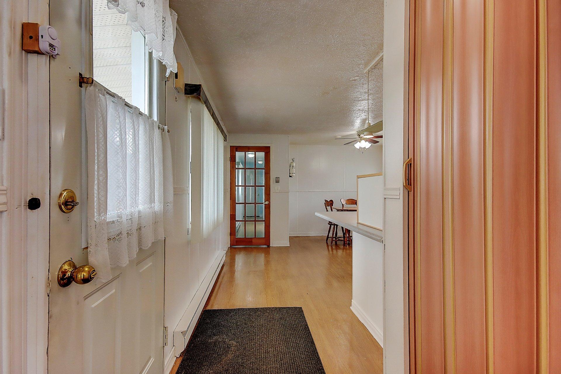 









3950


Boul. Sir-Wilfrid-Laurier

, 580,
Longueuil (Saint-Hubert),




QC
J3Y5Y9

